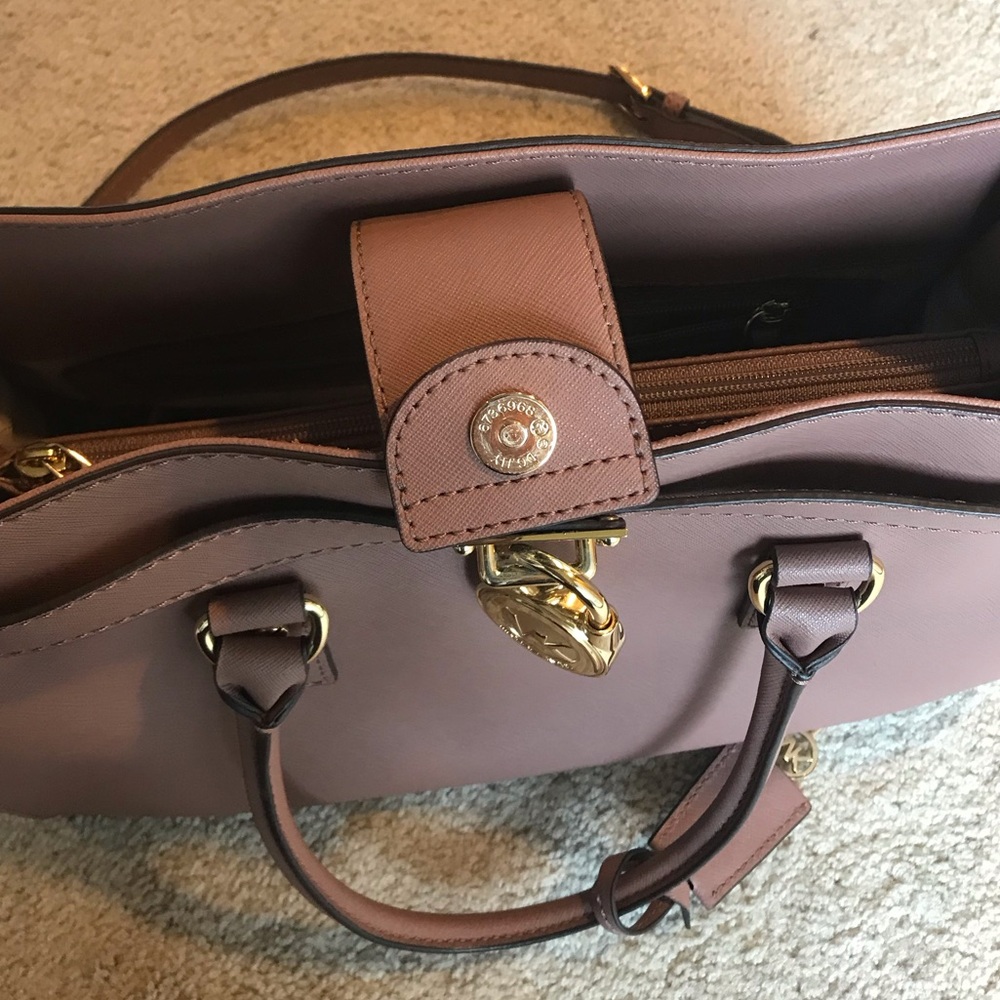 Michael Kors Hamilton Handbag - Picture 9 of 11